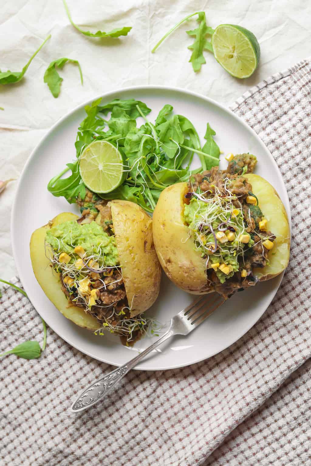 Simple Baked Potatoes With A One-Pot Lentil Filling