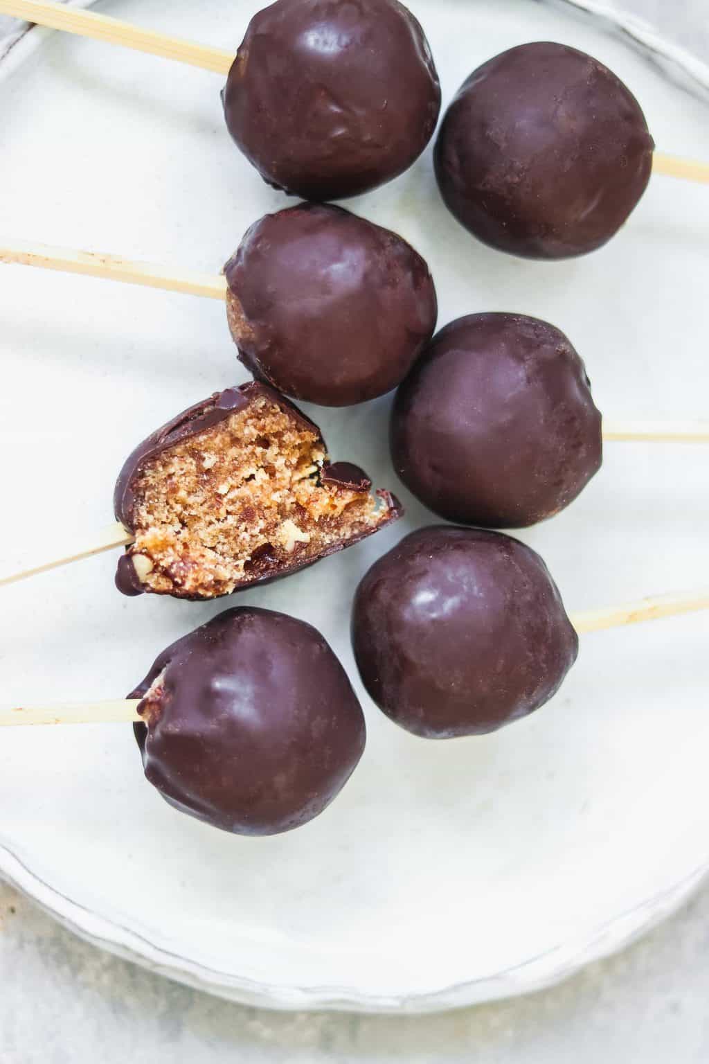 NoBake Vegan Cake Pops (Glutenfree) Earth of Maria