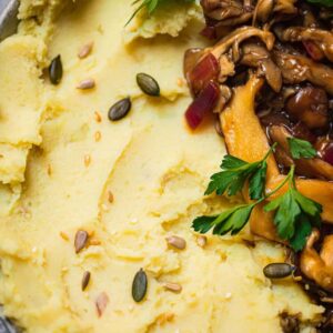 Creamy vegan mashed potatoes