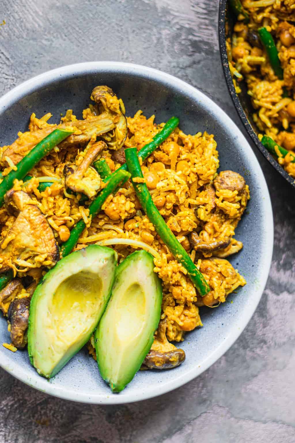 Vegan fried rice with chickpeas and green beans