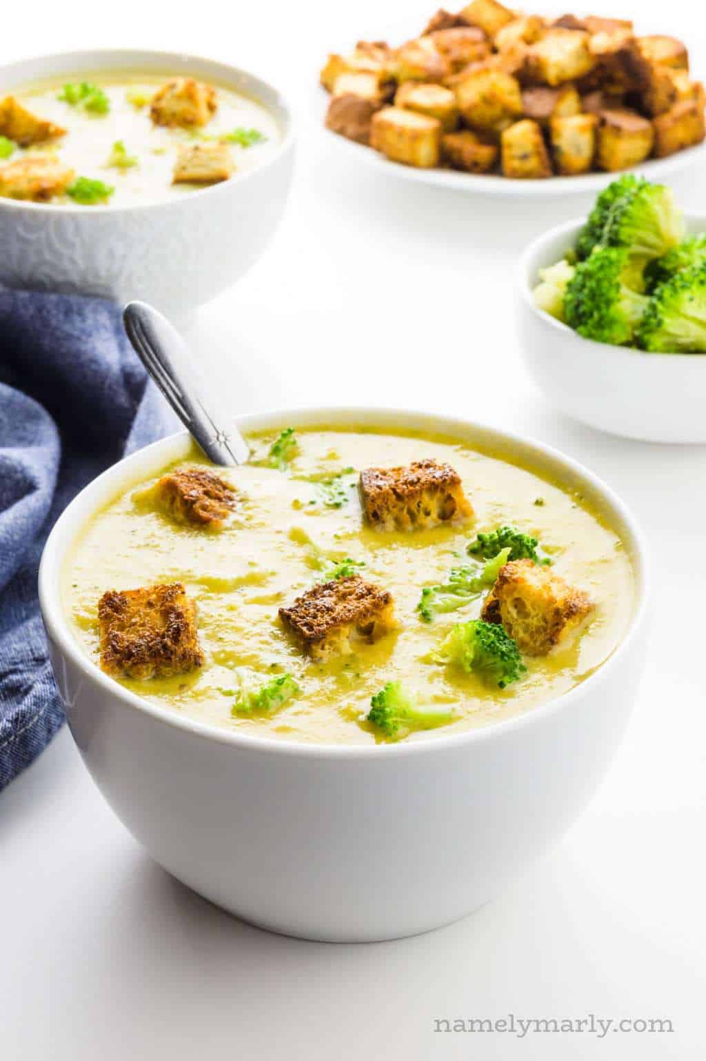 Vegan broccoli soup