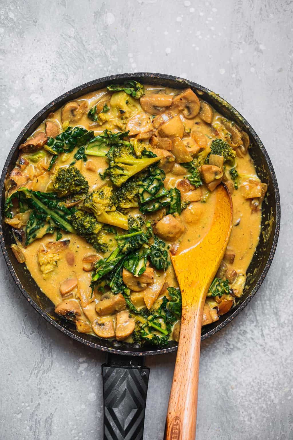Vegan Broccoli Cheese Soup | Earth of Maria