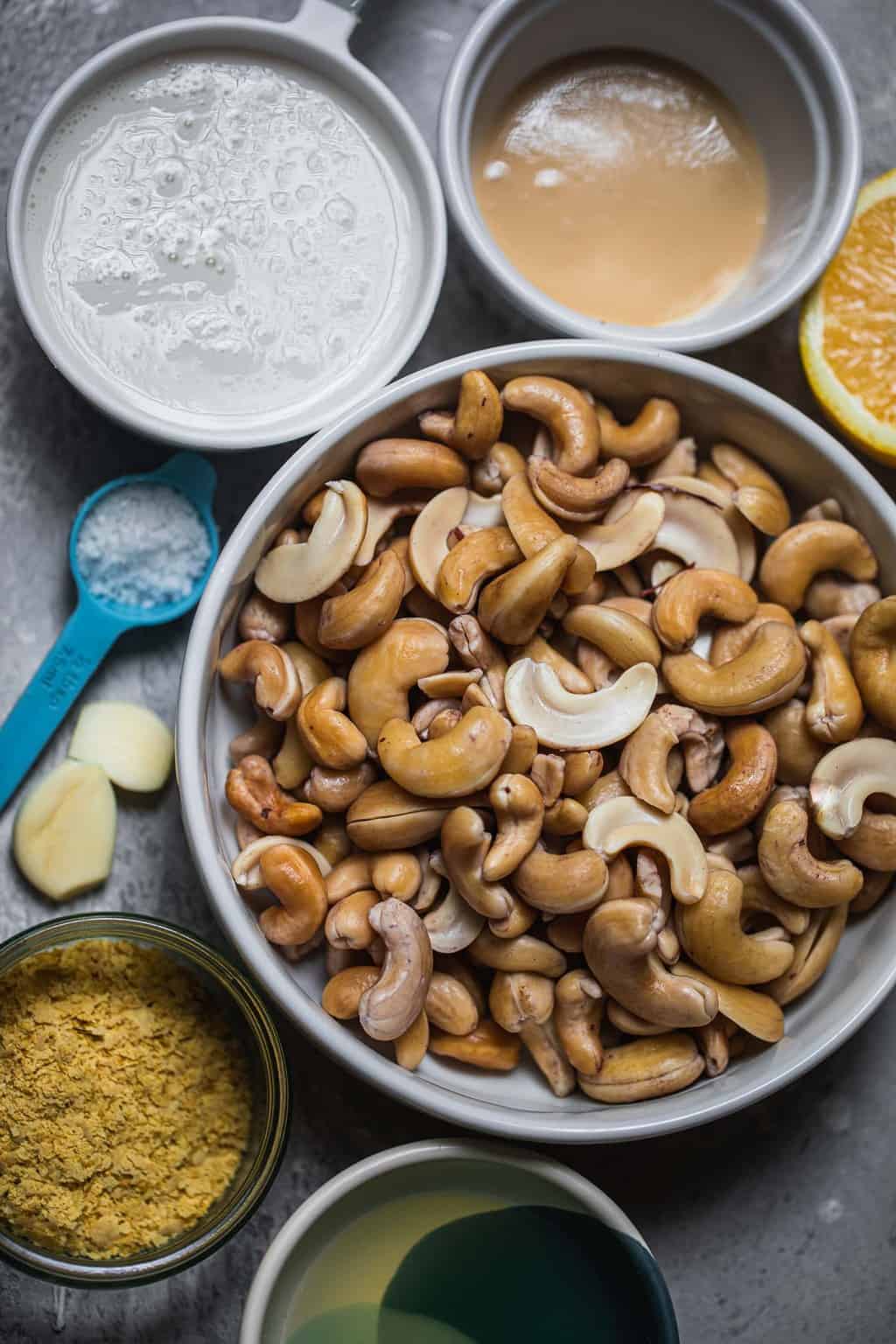 Ingredients for vegan sour cream