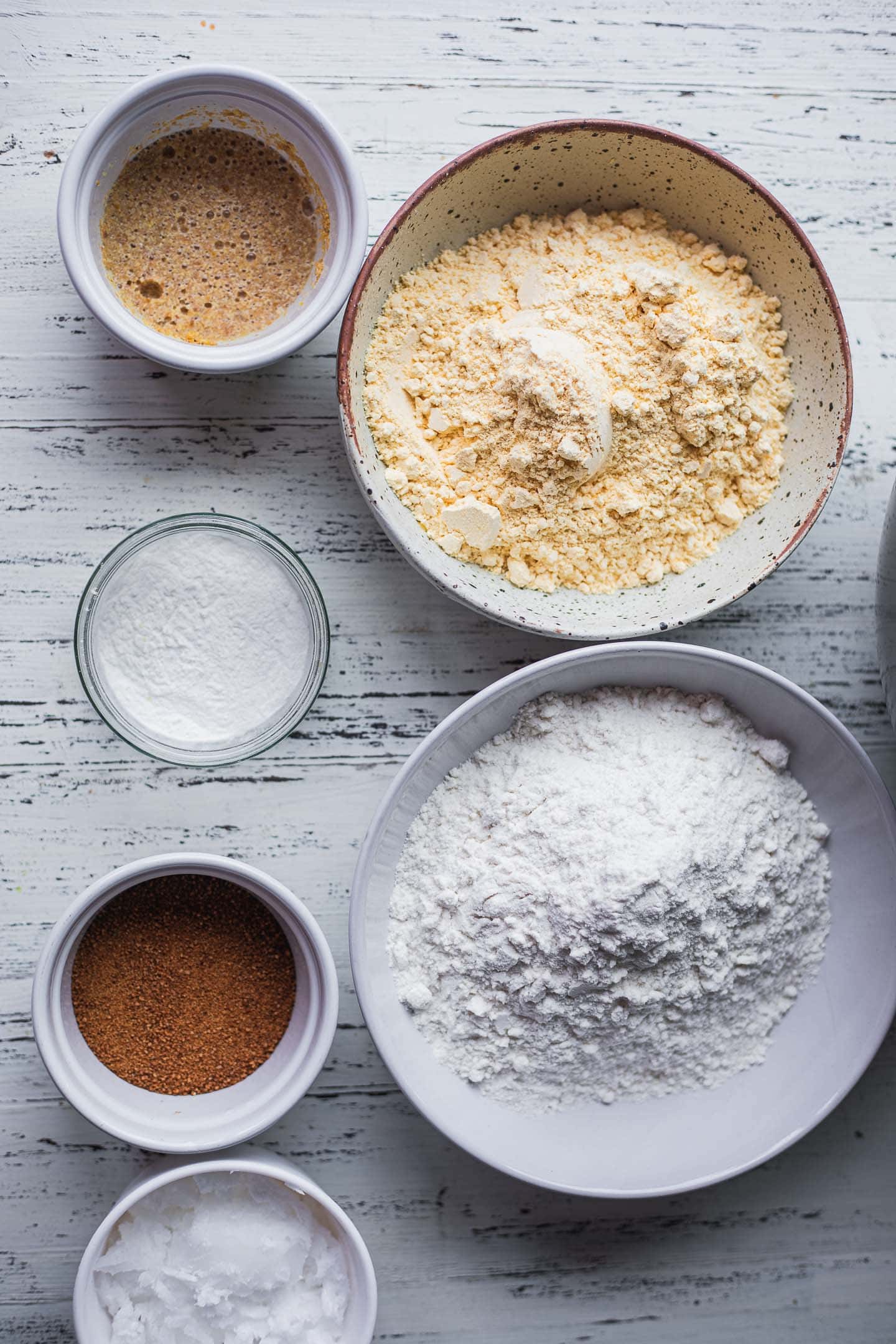 Ingredients for vegan pumpkin pie