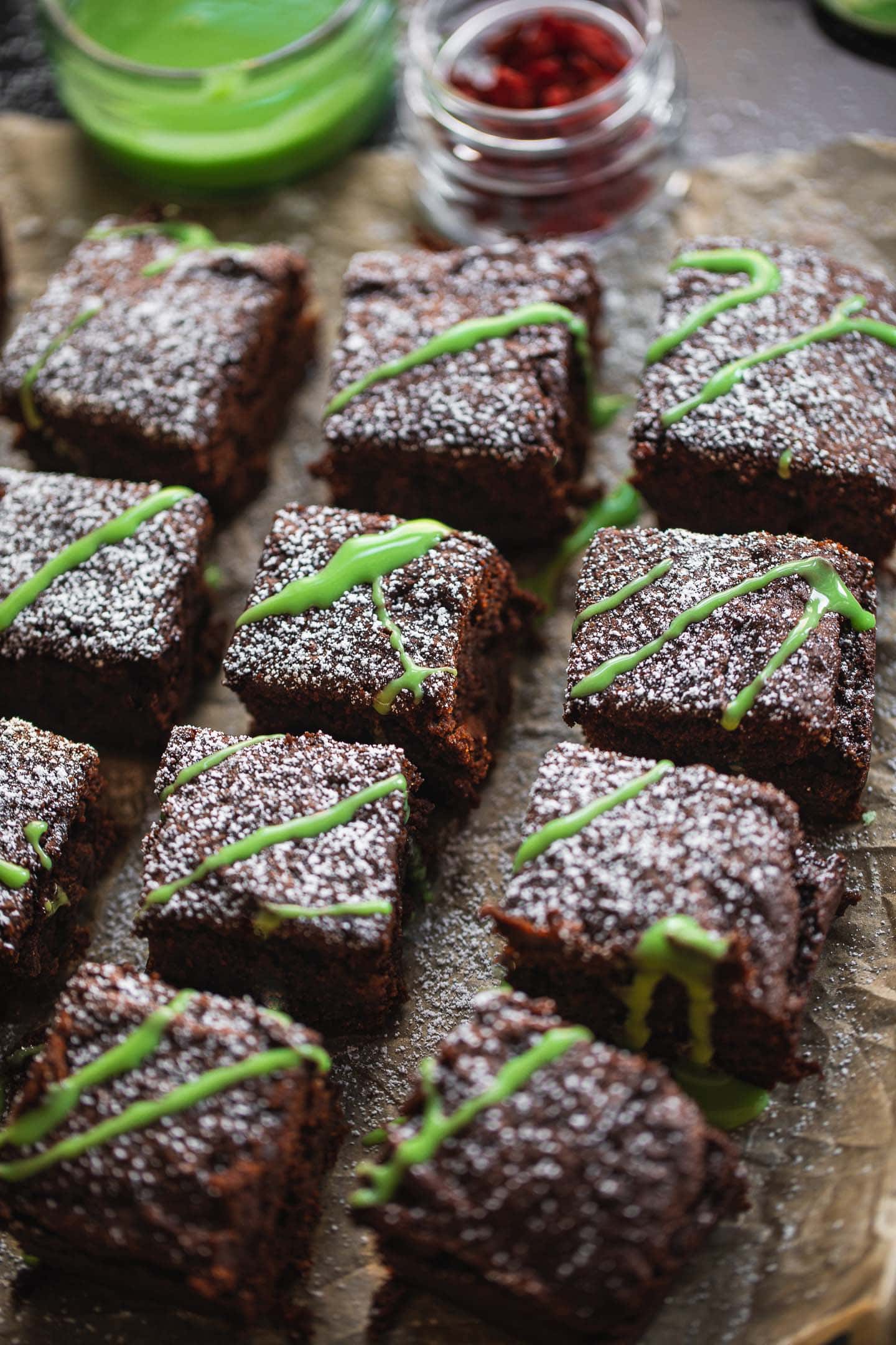 Peppermint icing with vegan brownies