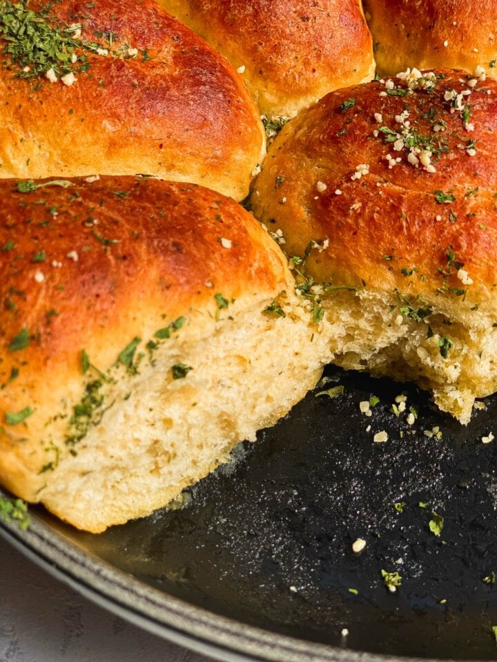 Vegan bread with herbs and olive oil