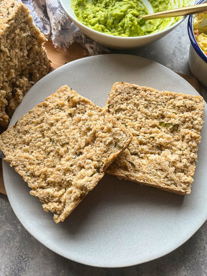 Oatmeal bread with chives